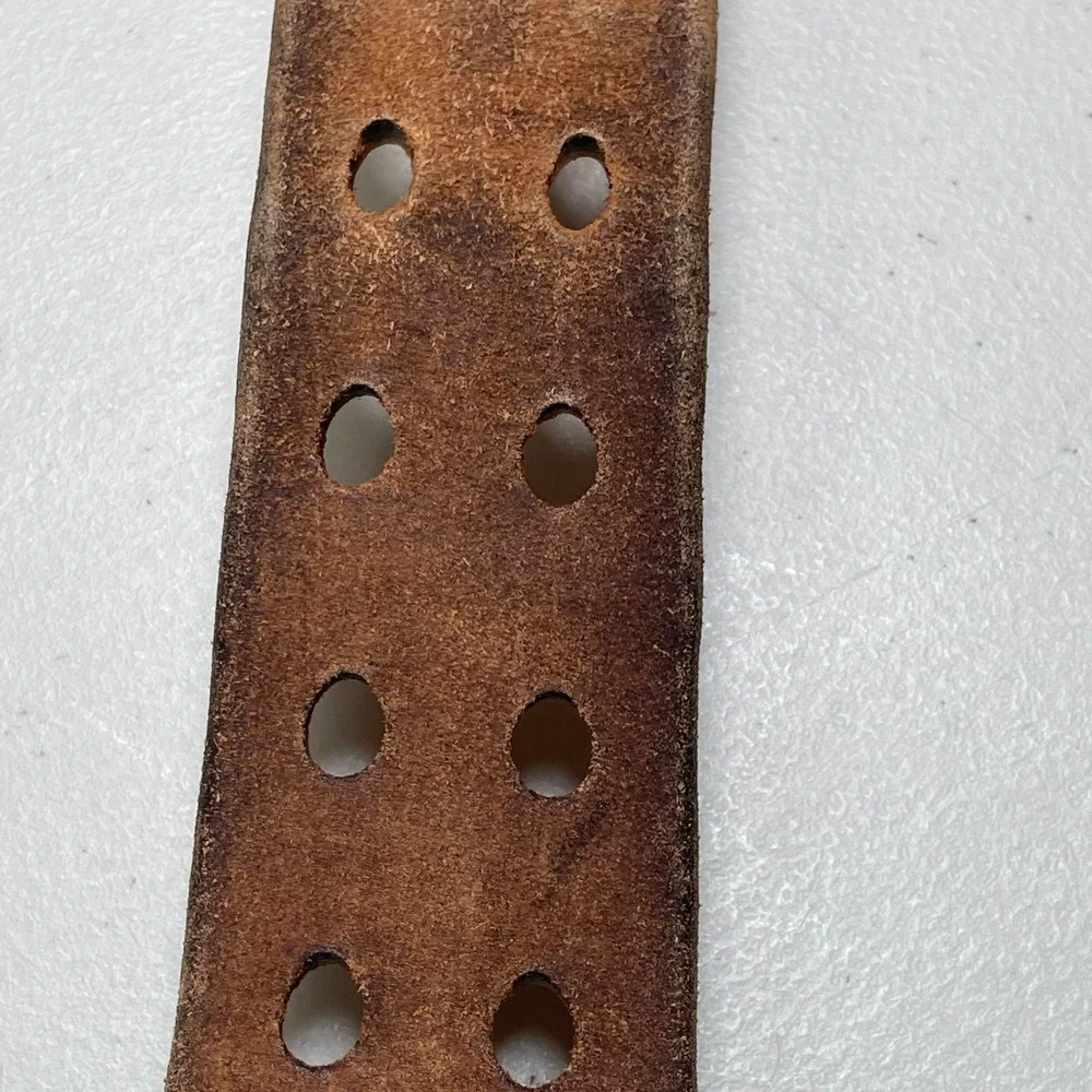 Vintage‎ Altus Power Weight Lifting Belt Size Medium Thick Leather Double Prong